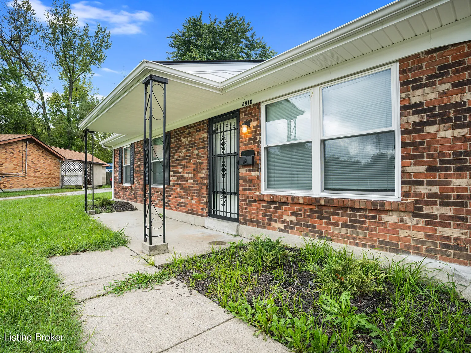 3 bed, 1.0 bath, 925 sqft, $1,650 — Photo 2