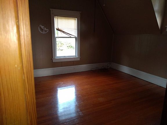 3rd image of 3816 E 61st St