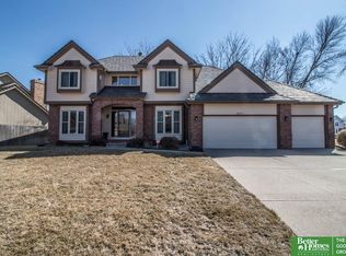16271 Rolling Ridge Rd, Omaha, NE 68135