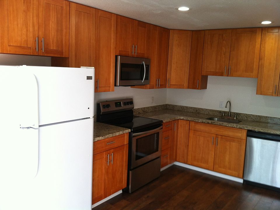 1st image of 917 142nd Ave SE