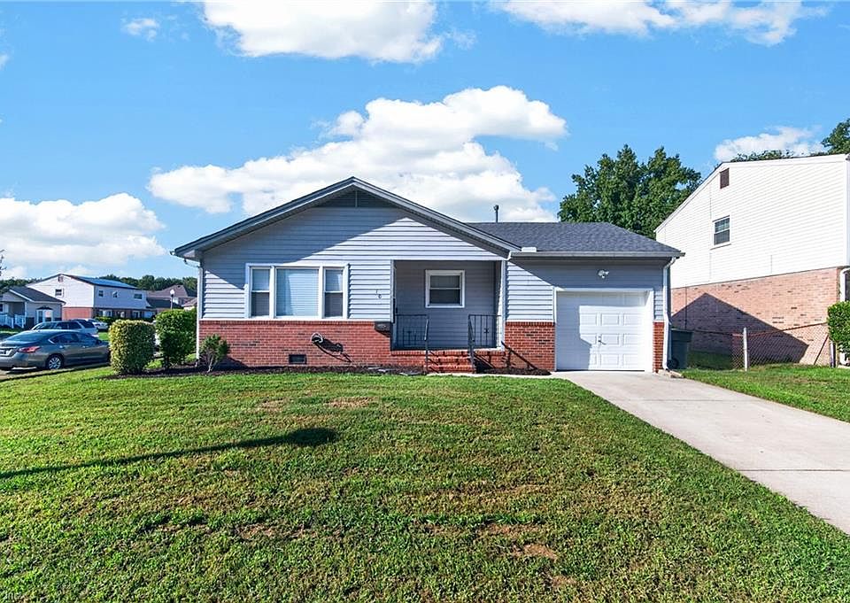 1st image of 10 Rendon Dr
