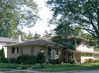 201 N Aldine Ave, Park Ridge, IL 60068