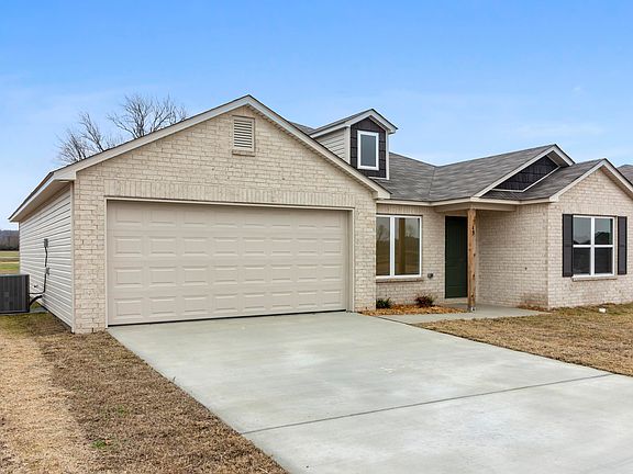 2nd image of 43 Farmhouse Cir