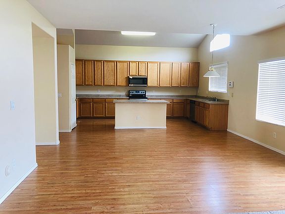 5th image of 12813 W Lisbon Ln