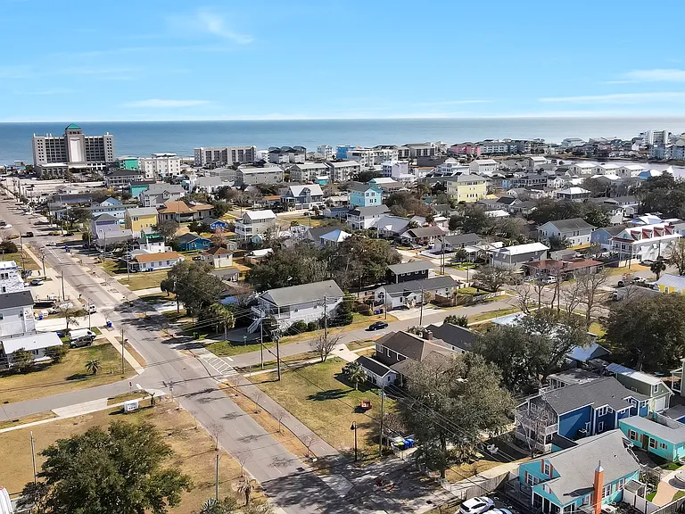 405 Cape Fear Blvd — Photo 42