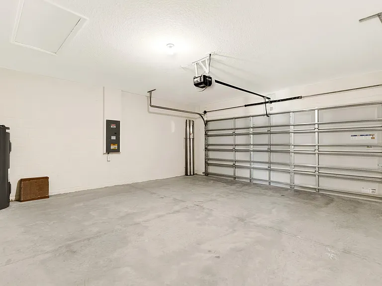 12545 Night View Dr — Photo 17