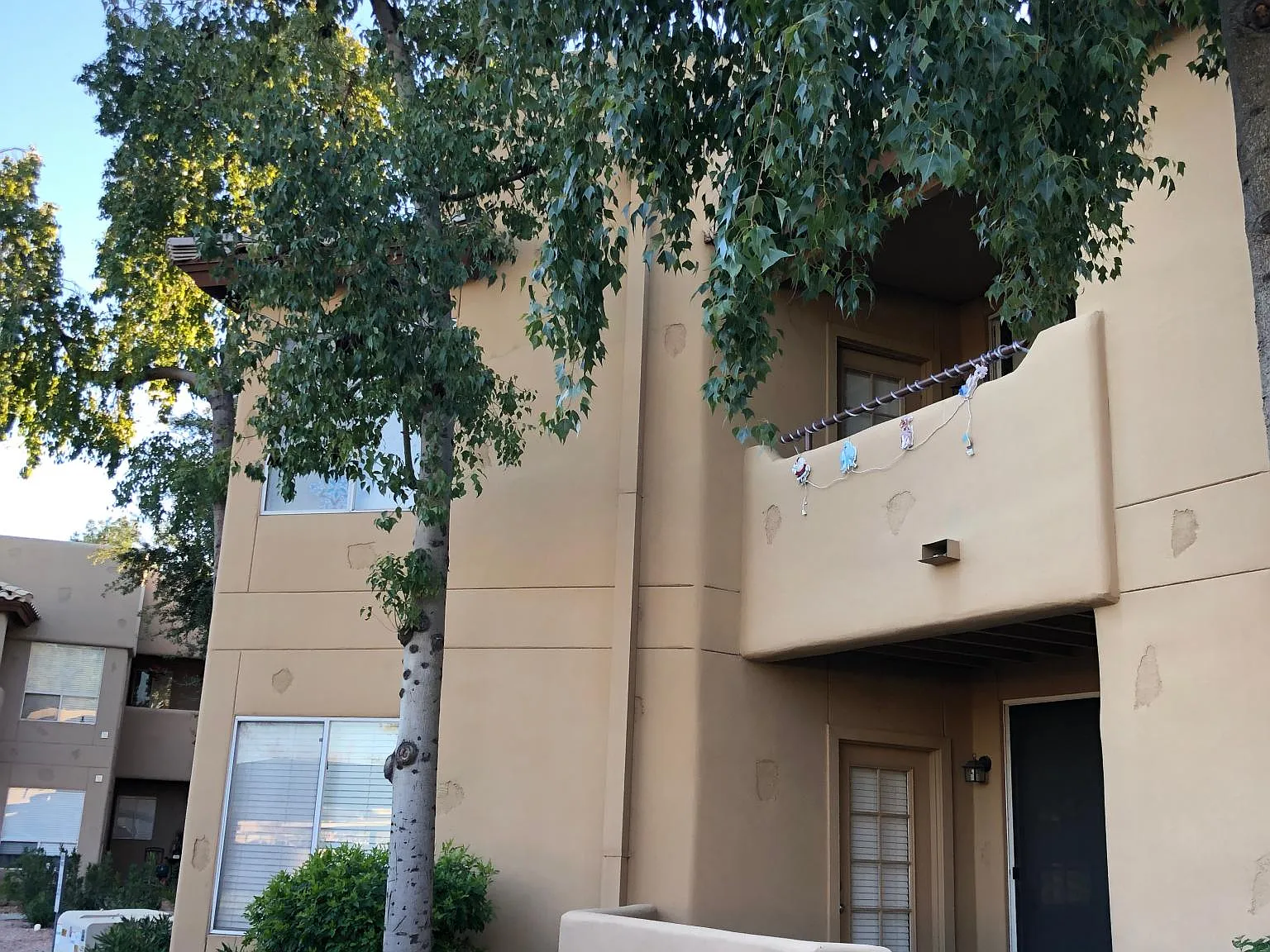 3 bed, 1070 sqft, $1,895 — Photo 2