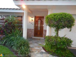 2140 NE 34th Ct, Lighthouse Pt, FL 33064