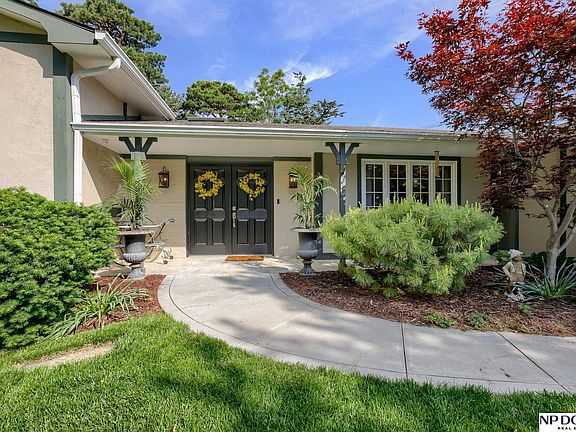 4th image of 3211 Weaver Ln