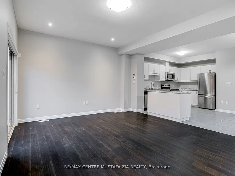 74 Soho St — Photo 11