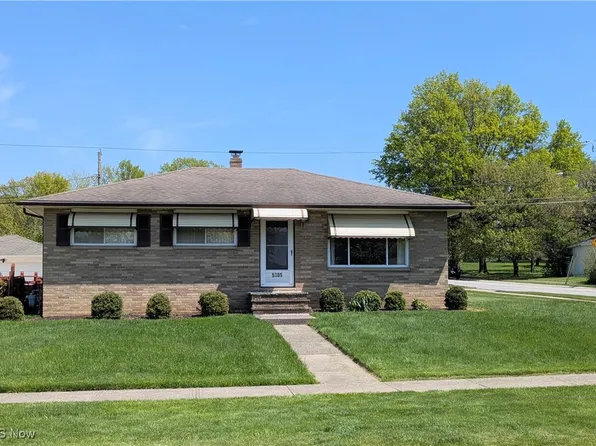 5305 Amherst Dr, Parma, OH 44129
