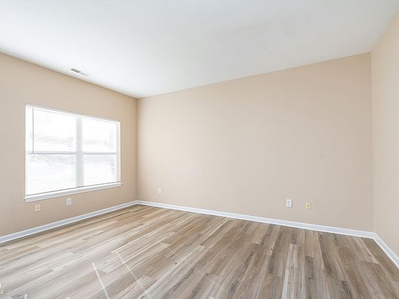 5th image of 10302 Golden Dr
