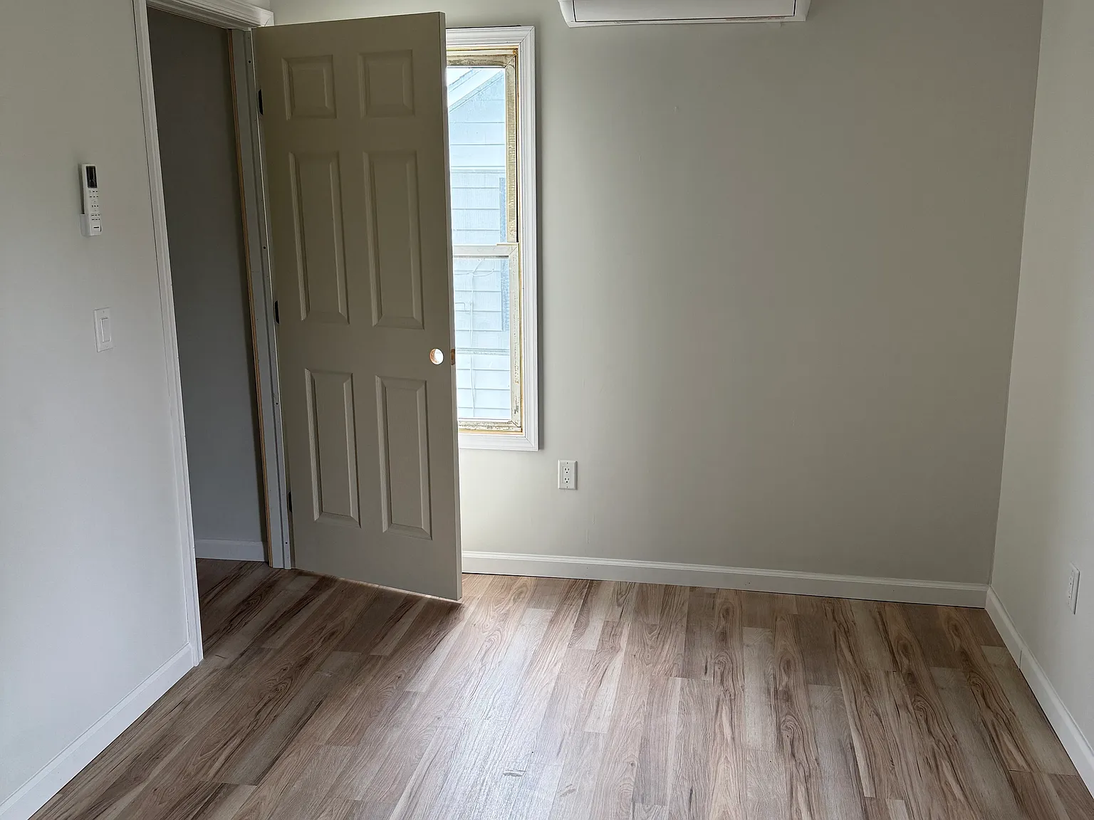3 bed, 1550 sqft, $2,100 — Photo 4