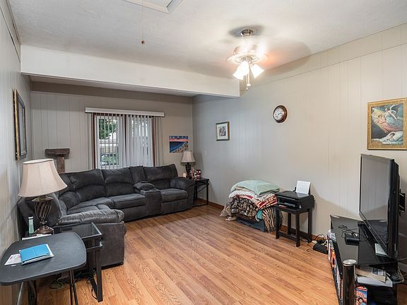 5th image of 1838 Epworth Ln