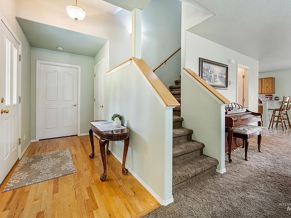 4th image of 1515 Laurel Cir