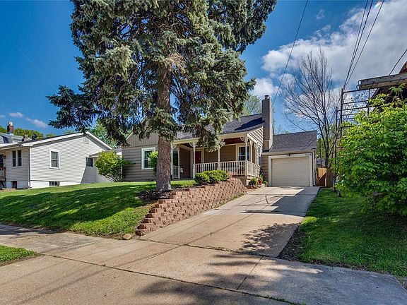 2nd image of 7634 Weaver Ave
