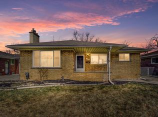 17425 Veronica Ave, Eastpointe, MI 48021
