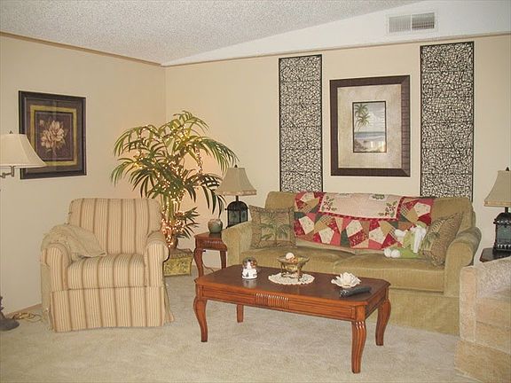 3rd image of 42 Creek Cir
