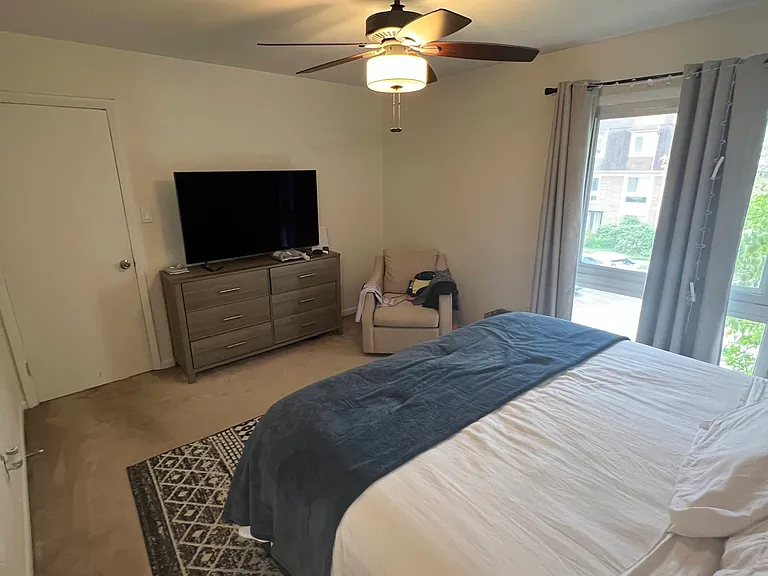 9524 Miranda Ct — Photo 12