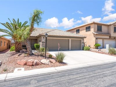 8225 Valley Stream Ave, Las Vegas, NV, 89131