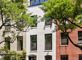 225 W 22nd St #1, New York, NY 10011