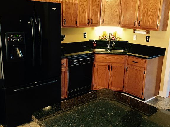 Granite counter-tops 