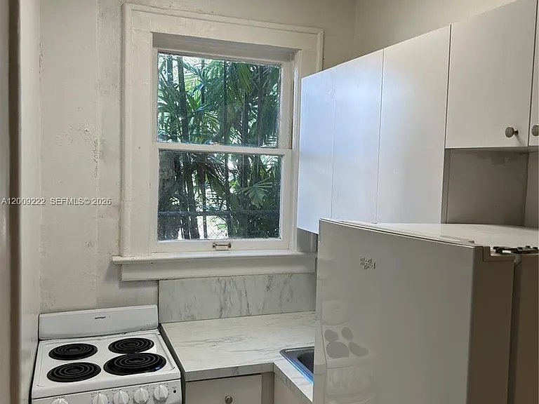 1615 Pennsylvania Ave #9 — Photo 11