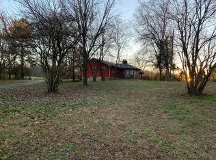 2806 Wolf Creek Rd, Spring City, TN 37381
