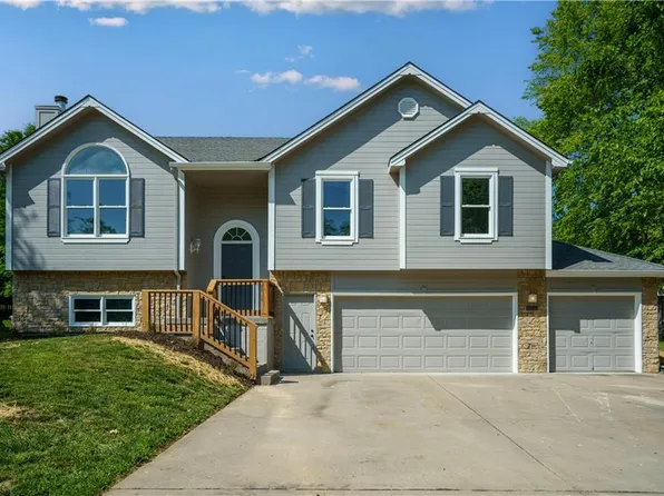 766 Reese St, Liberty, MO 64068