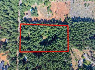 555 Mesa Verde Dr, Cave Junction, OR 97523