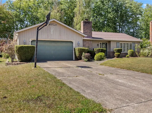 10108 S Bexley Cir, Strongsville, OH 44136