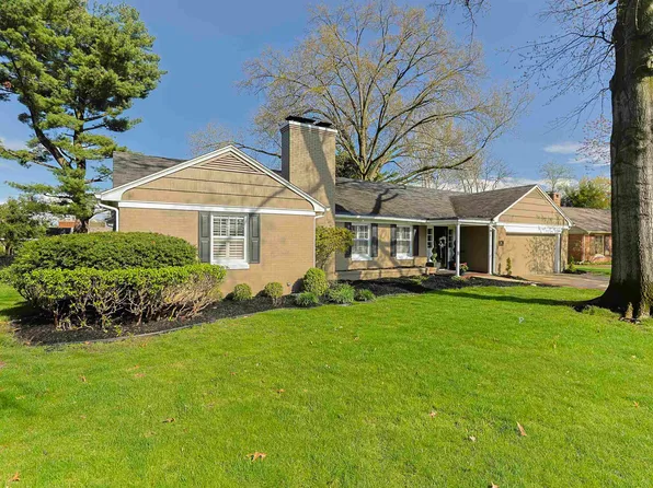 624 Cherry Tree Ln, South Bend, IN 46617
