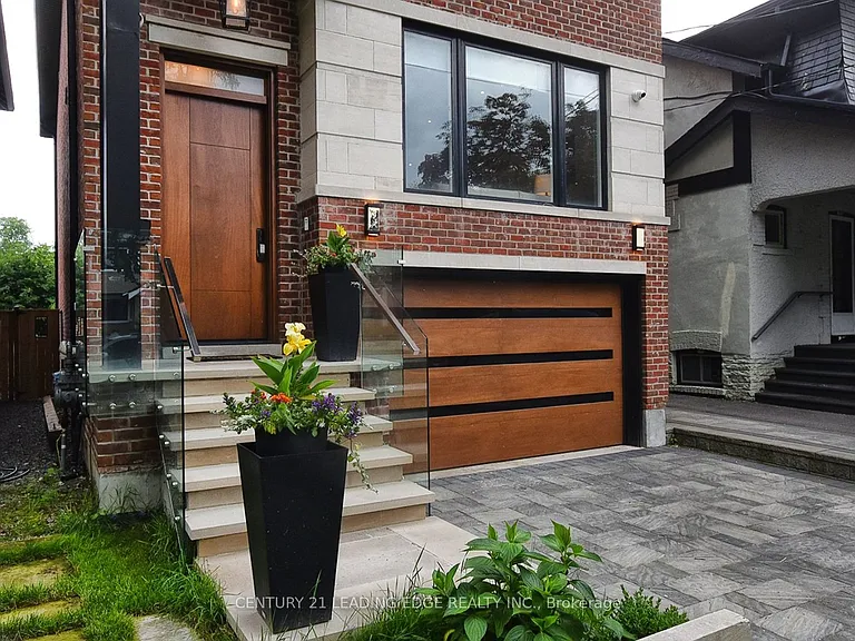 119 Stibbard Ave — Photo 2