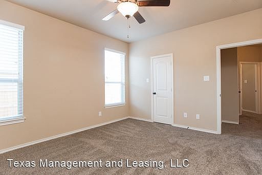 5th image of 3725 Vista Cove Dr