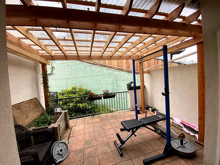 400 Alemany Blvd — Photo 17