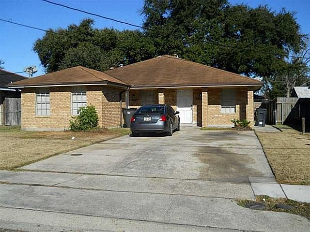 2nd image of 7719-21 Berg Rd