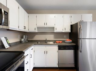 Axon Green, Minneapolis, MN 55416