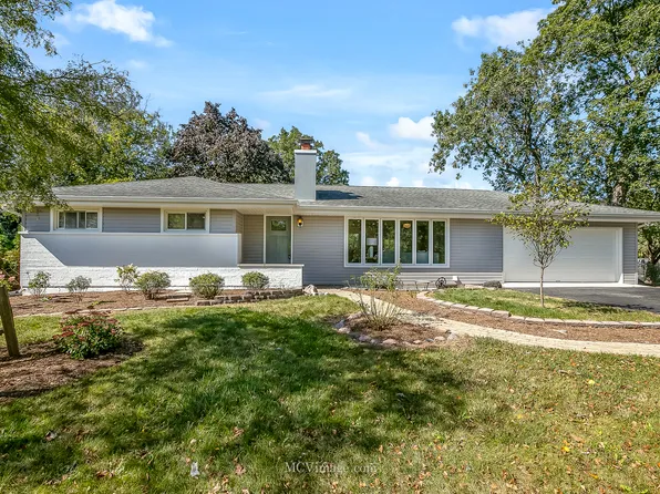 8S620 Boundary Hill Rd, Naperville, IL 60565