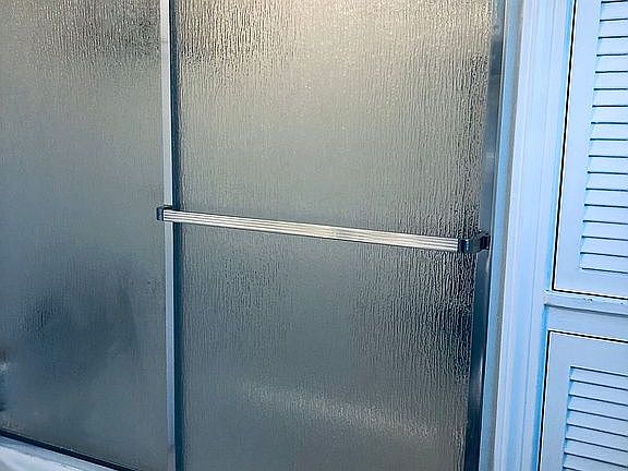 4th image of 449 Parkside Dr