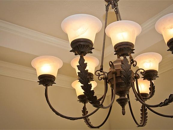 5th image of 9906 Chriesman Way