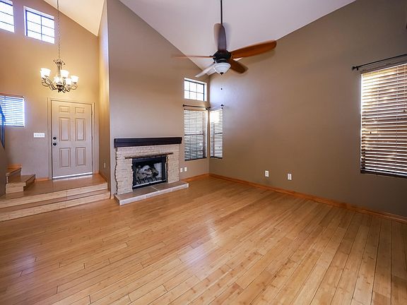 3rd image of 3085 W Country Hill Dr
