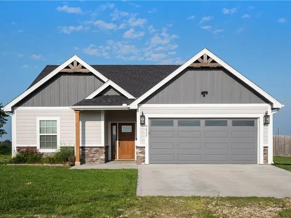 9622 N K92 Hwy, Mc Louth, KS 66054
