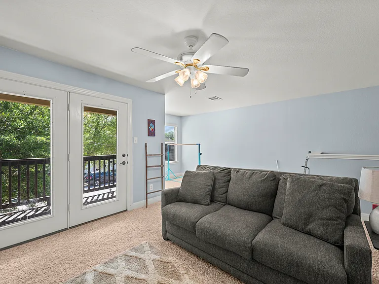 408 Fallen Leaf Ln — Photo 15