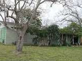 313 Gulf Stream Dr, Corpus Christi, TX 78418
