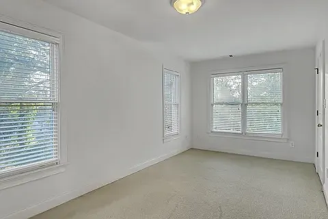 1445 Pontiac Pl SE — Photo 13