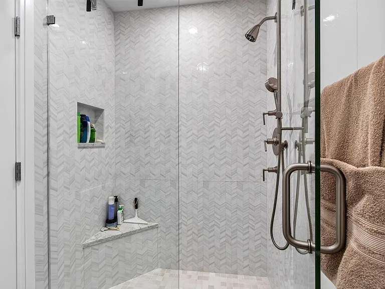 120 N Ocean Blvd #203 — Photo 50