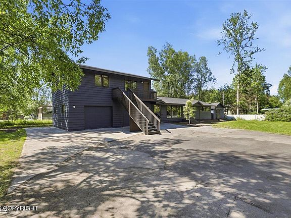 3rd image of 1103 Bannister Dr