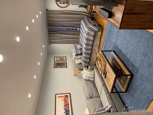 Rented by City Connections Realty | media 12