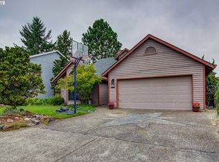 8769 SW Hamlet St, Tigard, OR 97224