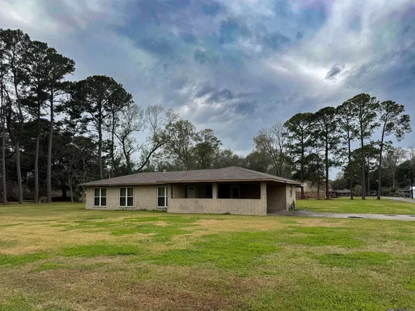 920 River Oaks St, Brusly, LA 70719